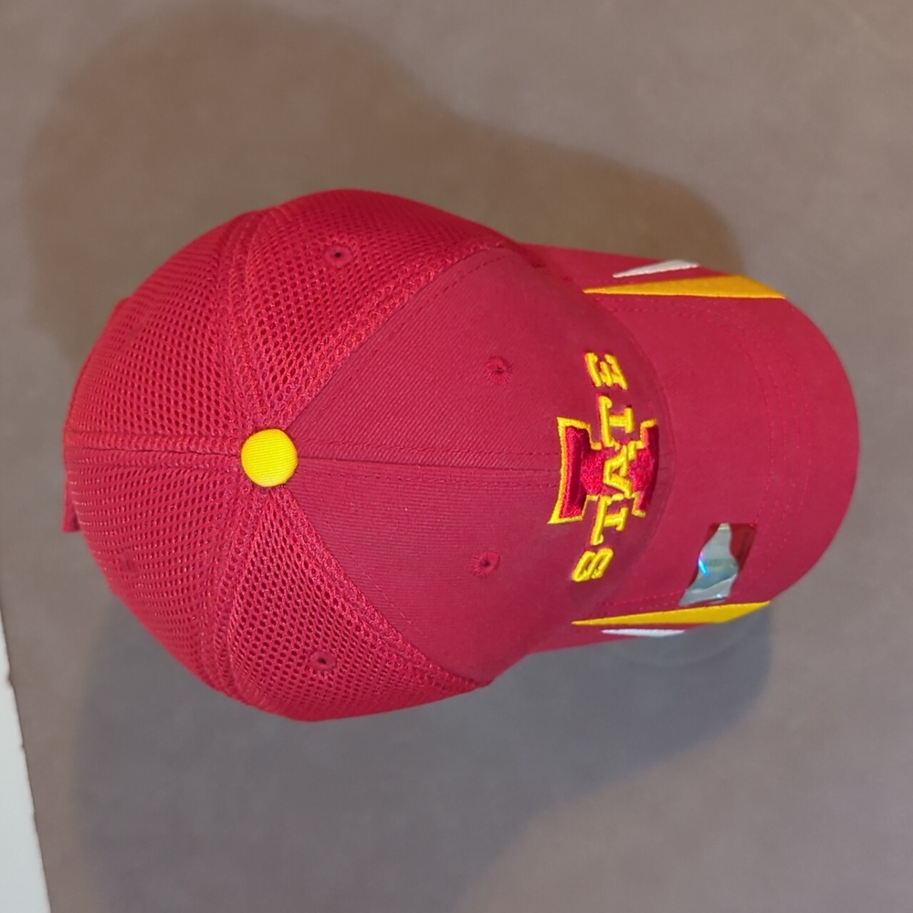 Captivating Headwear Iowa State Cyclones hat baseball cap NCAA football college - Picture 5 of 9